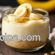 My Grandmother's No-Cook Banana Pudding with Creamy Layers: An Easy, Delicious Treat!