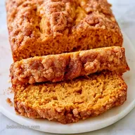 Moist Pumpkin Bread With Cinnamon Streusel