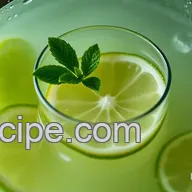 Zesty Homemade Limeade Recipe: Sunshine in a Glass!