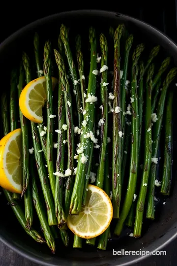 Perfectly Grilled Asparagus: A Simple Guide to Seasonal Delight presentation