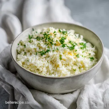 Easy Cheesy Cauliflower Rice Recipe: Creamy Side for 4 Servings
