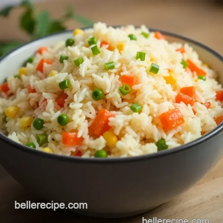 Classic Egg Fried Rice: A Quick and Tasty Delight presentation